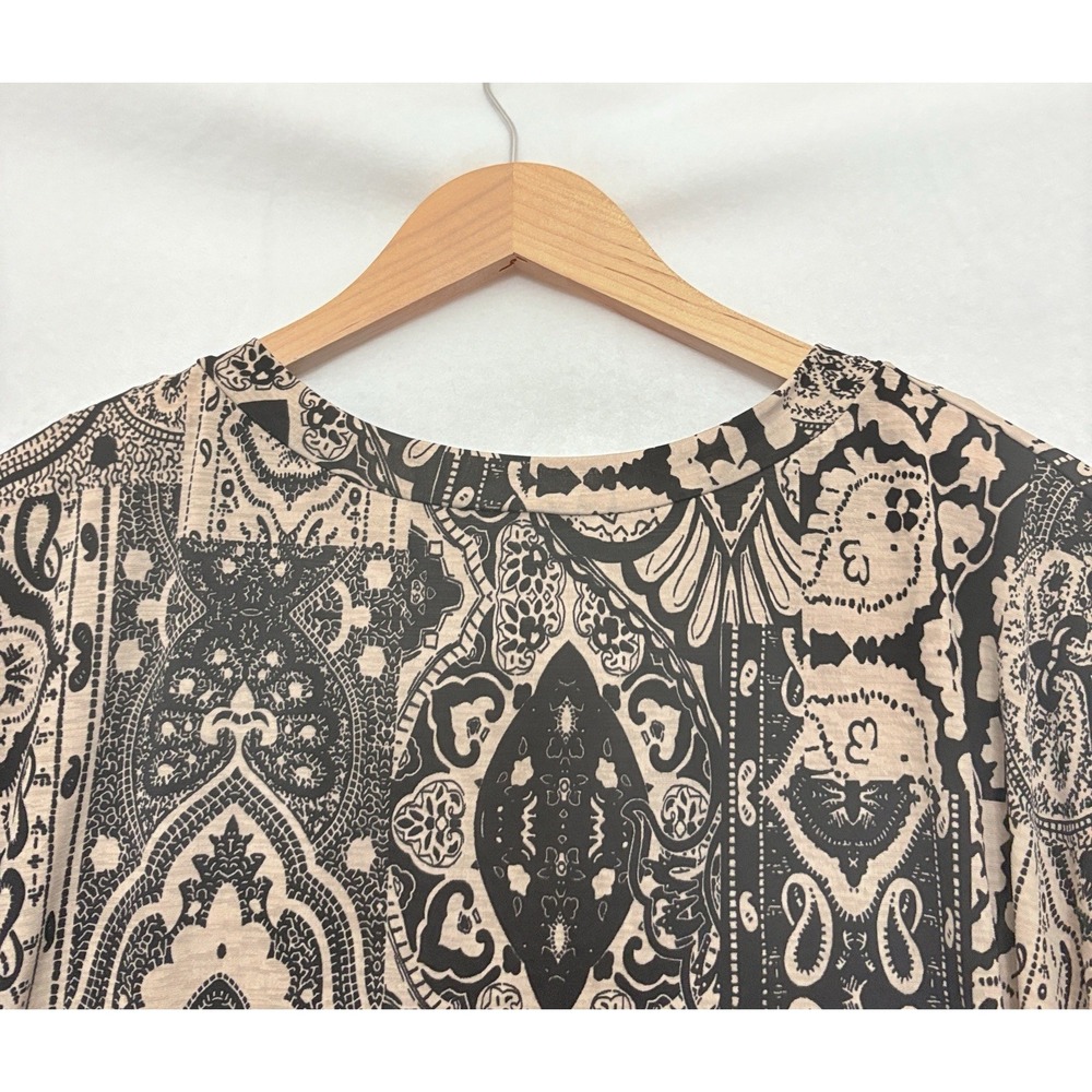 Dear Scarlett Tunic Top Size 2X Plus Artsy Curved Hem Paisley Print Blouse Flowy - Picture 5 of 7